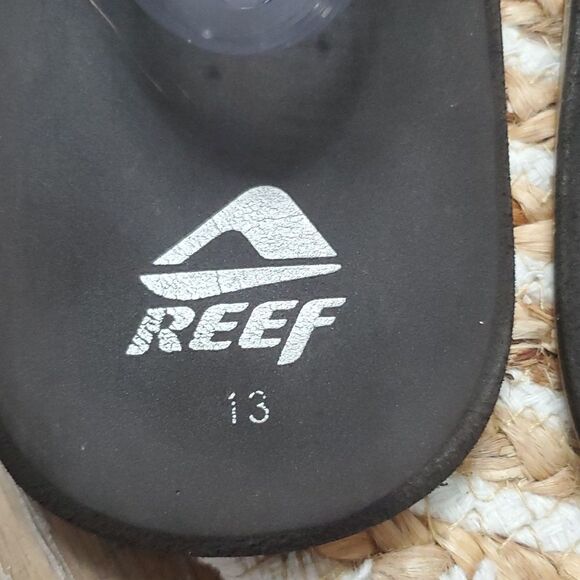 Reef Men’s Size 13, Reef Brown Flip Flops, With Bottle Opener - Picture 4 of 10